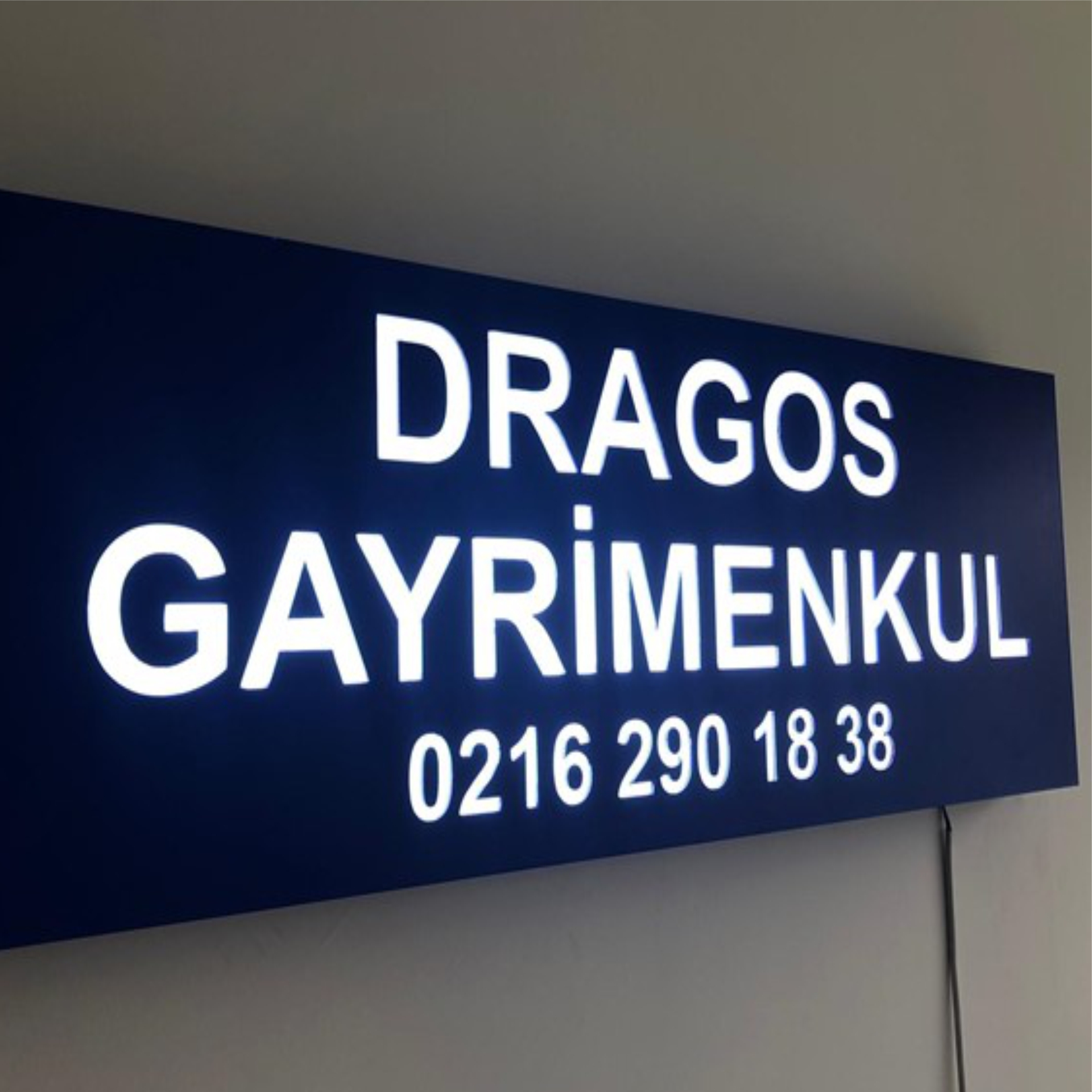 Işıklı Oyma Tabela